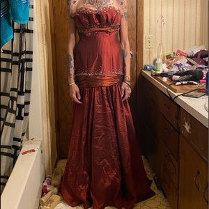 Size 6 prom gown